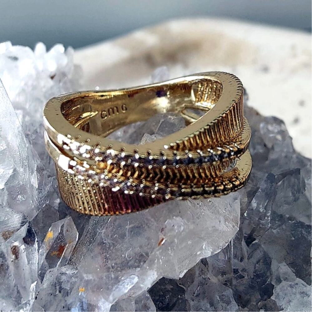 Gold Filled Crisscross Pavé Ring Size 6